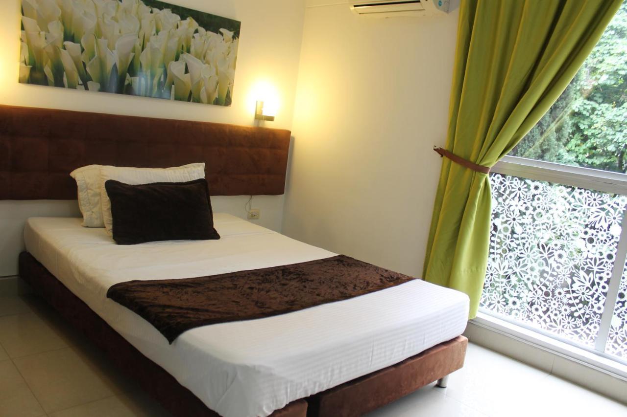 Hotel Boutique Las Rosas 5 G ميديلين المظهر الخارجي الصورة