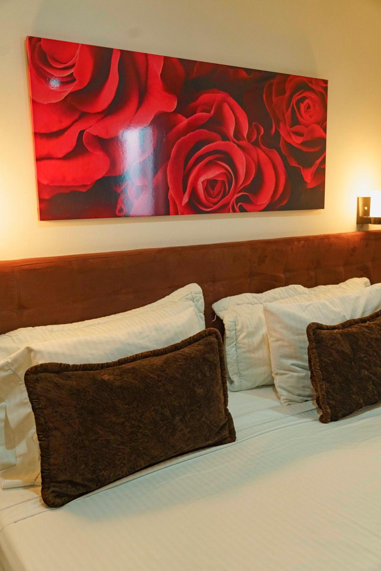 Hotel Boutique Las Rosas 5 G ميديلين المظهر الخارجي الصورة